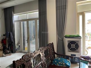 Cho thuê nhà 4 tầng, 5 phòng ngủ, hẻm ô tô lê văn thịnh chợ cây xoài, q.2 chỉ 20tr/tháng 0908 526 ***