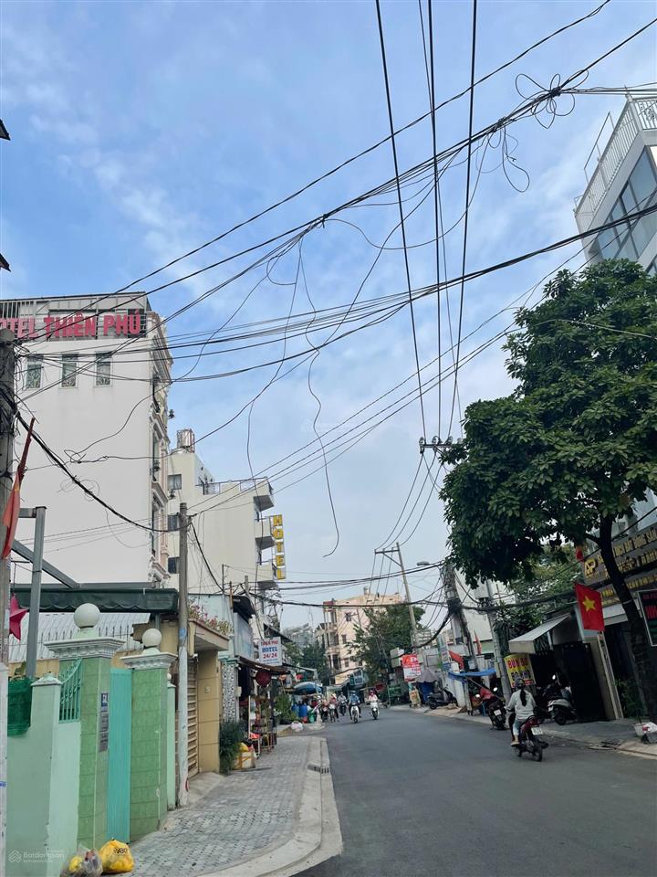 Chủ nhà gửi bán gấp lô đất 248m2, góc 2 mặt tiền đường nguyễn tuyển, bình trưng tây, q. 2 giá tốt