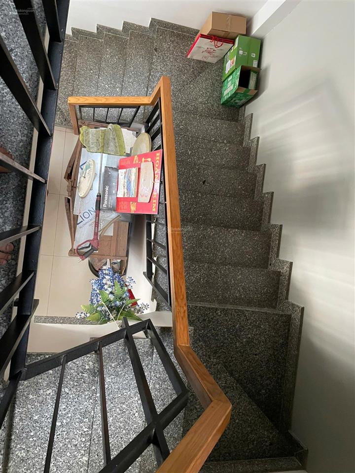 Bán nhà mới rất đẹp kiên cố 62m2, 4 tầng, 5pn, 6wc, hẻm ô tô lê văn thịnh, quận 2 giá tốt