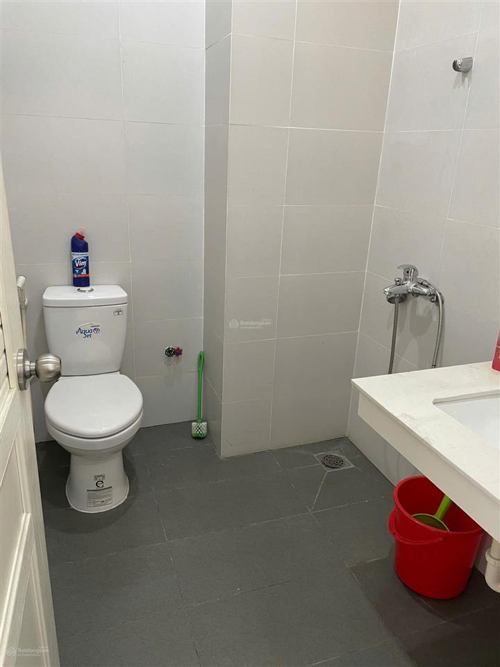 Bán nhà mới rất đẹp kiên cố 62m2, 4 tầng, 5pn, 6wc, hẻm ô tô lê văn thịnh, quận 2 giá tốt