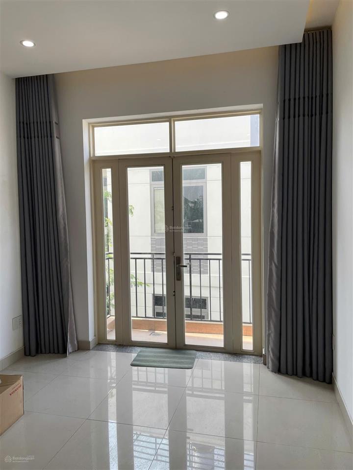 Bán nhà mới rất đẹp kiên cố 62m2, 4 tầng, 5pn, 6wc, hẻm ô tô lê văn thịnh, quận 2 giá tốt