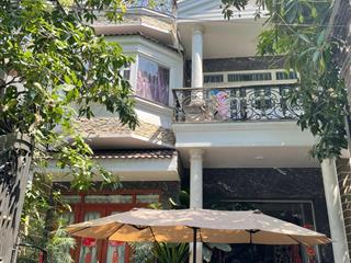 Bán gấp biệt thự 3 tầng, 310m2 thổ cư, hẻm 6m, cách mặt tiền nguyễn duy trinh q.2 chỉ 100m giá rẻ
