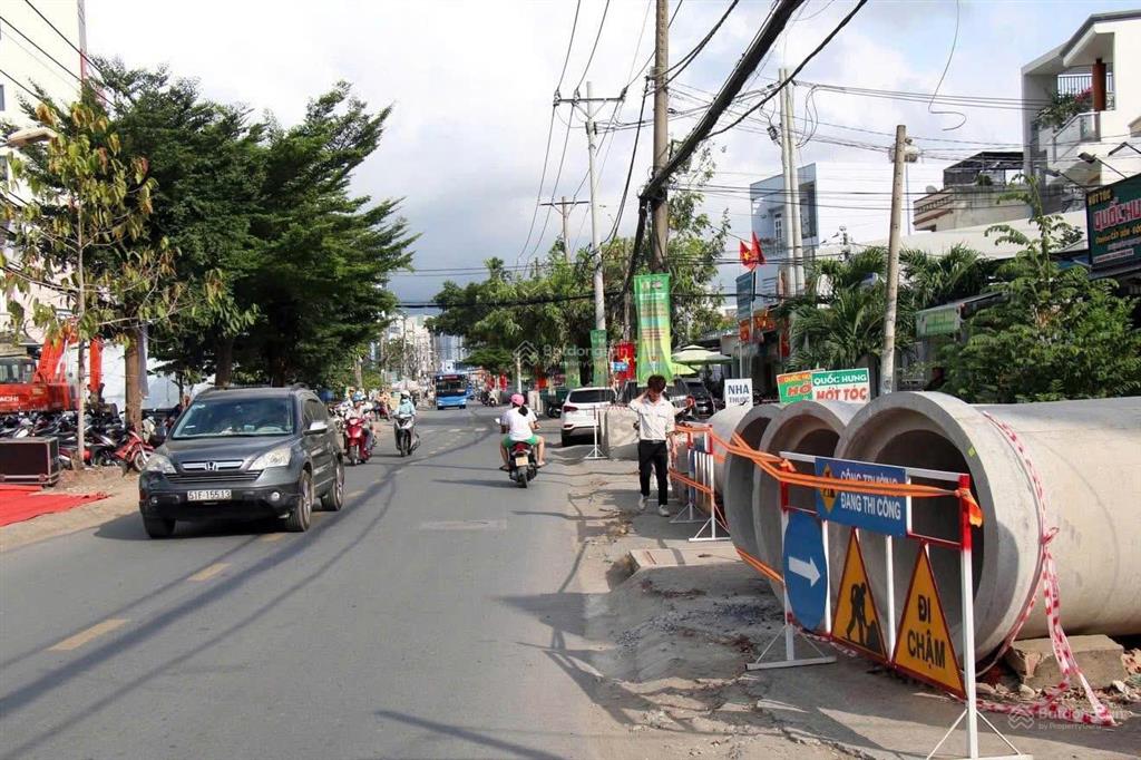 Chính chủ gửi bán nhà mới kiên cố 105m2, 4 tầng, hẻm 7m, lê văn thịnh, bình trưng tây, q.2 giá tốt