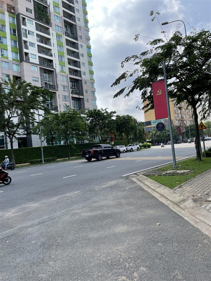 Chính chủ gửi bán nhà mới kiên cố 105m2, 4 tầng, hẻm 7m, lê văn thịnh, bình trưng tây, q.2 giá tốt