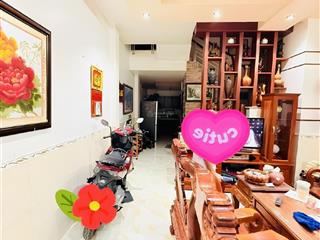 Nhà phố ngay nguyễn văn linh, quận 7  ngang 4m, 4pn, ban công sáng, gara xe hơi