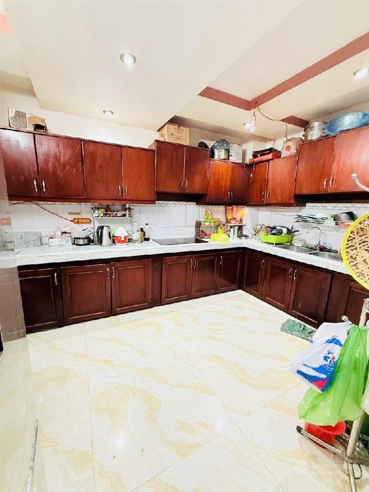 Nhà phố ngay nguyễn văn linh, quận 7  ngang 4m, 4pn, ban công sáng, gara xe hơi