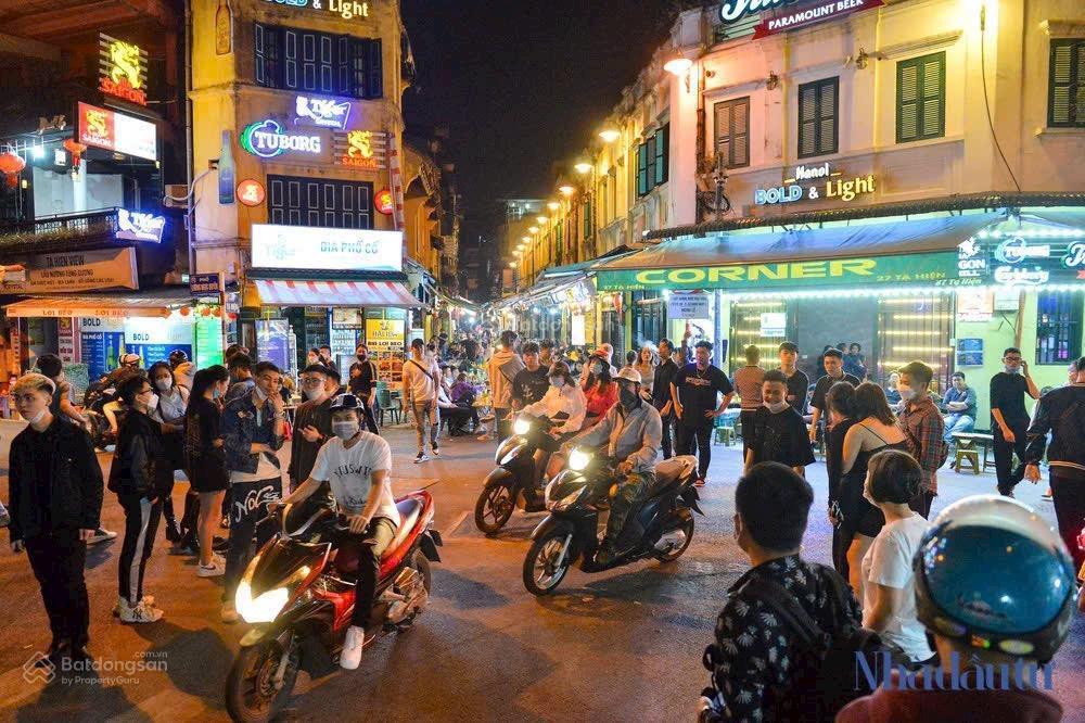 Cho thuê  sang nhượng mbkd mặt phố hàng dầu  hoàn kiếm