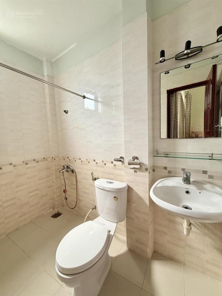 ~nhà mới ở ngay hxh 7 chỗ hoàng hoa thám phú nhuận  87 m2 giá 12tỷ sát mặt tiền ngay phan đăng lưu