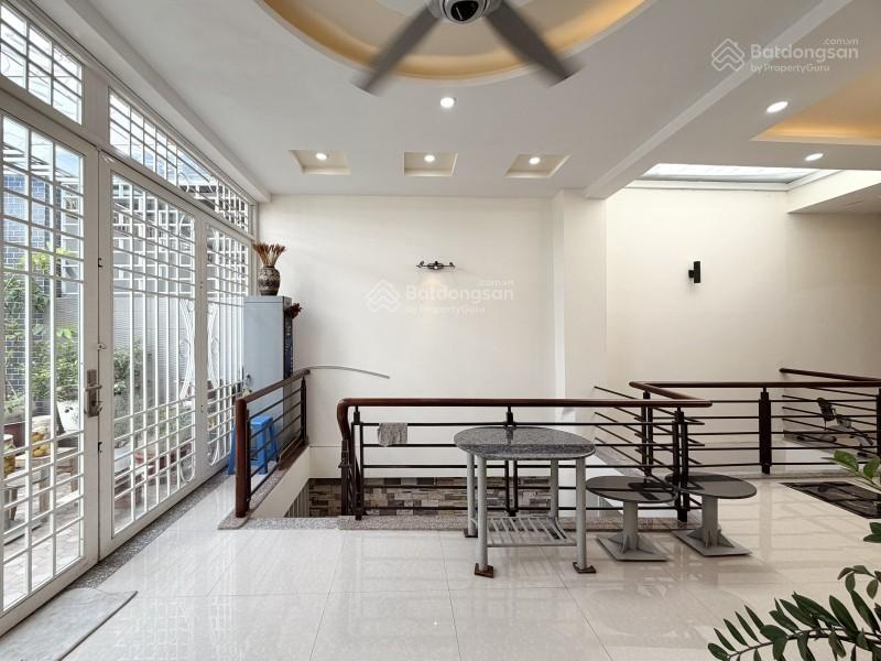 Nhà 4 tầng hxh 7m thích quảng đức, phú nhuận, 134m2 gồm 7pn có garage, thang máy, giá chỉ 21 tỷ