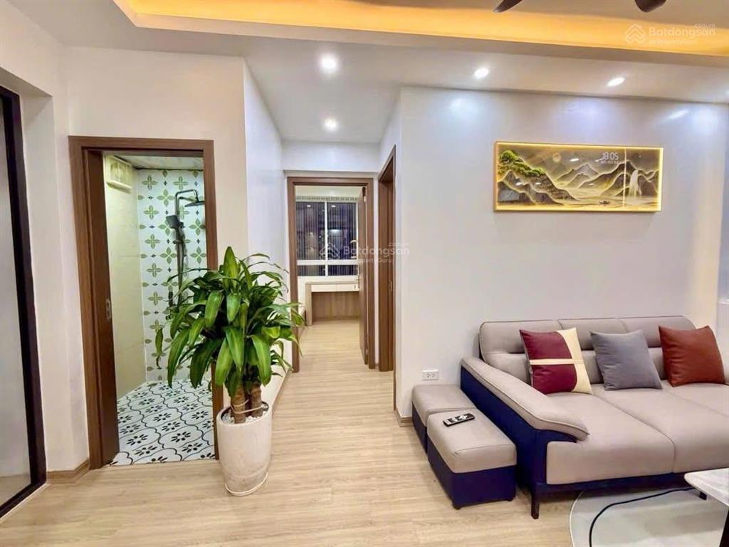 Bán chcc hồng hà tower, 89 thịnh liệt, dt 63m2, căn góc, 2pn, 2vs, giá 4,7 tỷ, nội thất đầy đủ