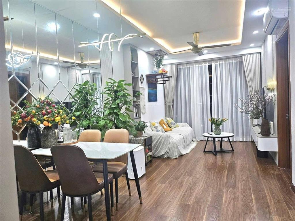 Bán chcc tại b4  b14 kim liên, 7 tỷ vnd, 73 m2, nội thất đầy đủ,bao phí sang tên
