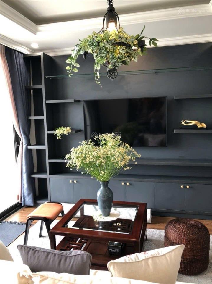 Bán chcc tại the one residence  gamuda garden, giá 6,45 tỷ, dt 80m2 m2,2pn,2vs ,nội thất cao cấp