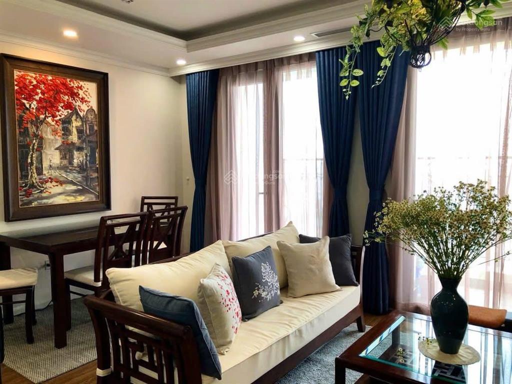 Bán chcc tại the one residence  gamuda garden, giá 6,45 tỷ, dt 80m2 m2,2pn,2vs ,nội thất cao cấp