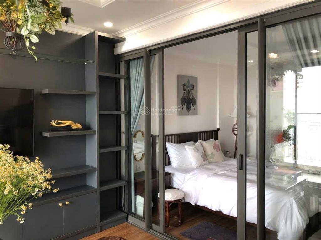Bán chcc tại the one residence  gamuda garden, giá 6,45 tỷ, dt 80m2 m2,2pn,2vs ,nội thất cao cấp
