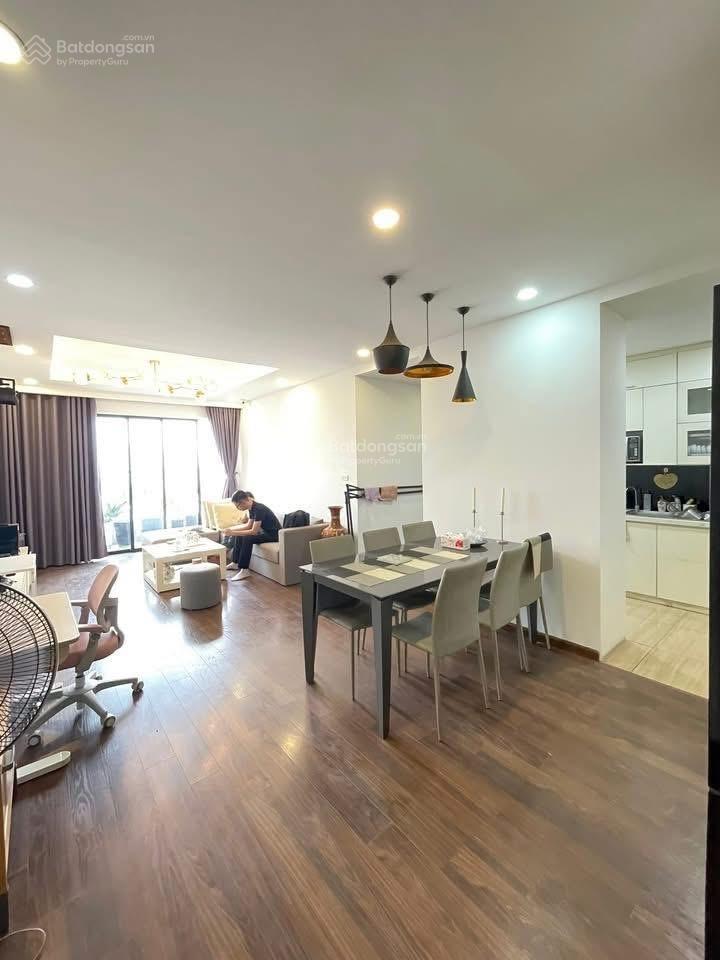Bán chcc cầu tiên, 1227 đường giải phóng, hoàng mai, dt 90m2, 3pn, 2wc, 5,95tỷ, nội thất đầy đủ