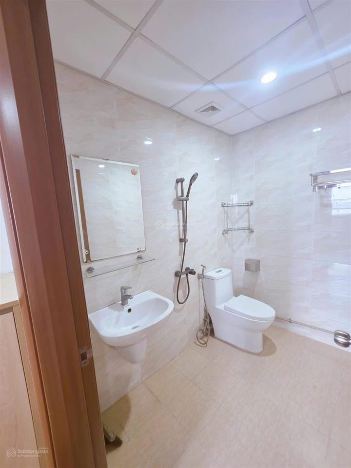 Bán chcc 3pn 2wc tại hateco hoàng mai, 4,8 tỷ, 85m2, nội thất đầy đủ (căn hộ giá tốt hateco)