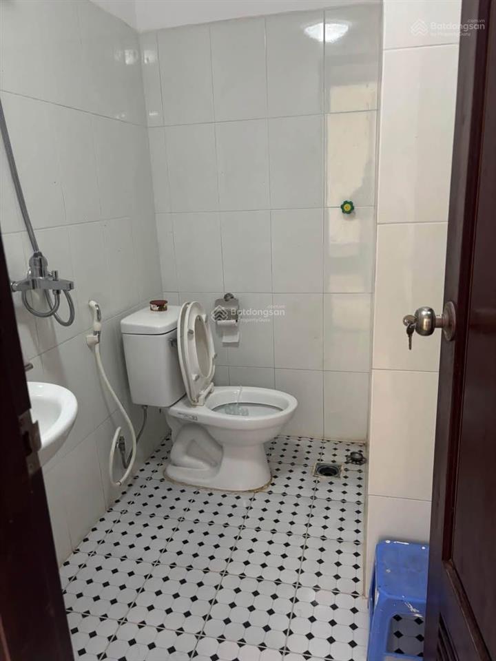 Bán chcc đền lừ 3, dt 52m2, 2pn, 1vs giá 3,4 tỷ, đã có sổ  0833 262 ***