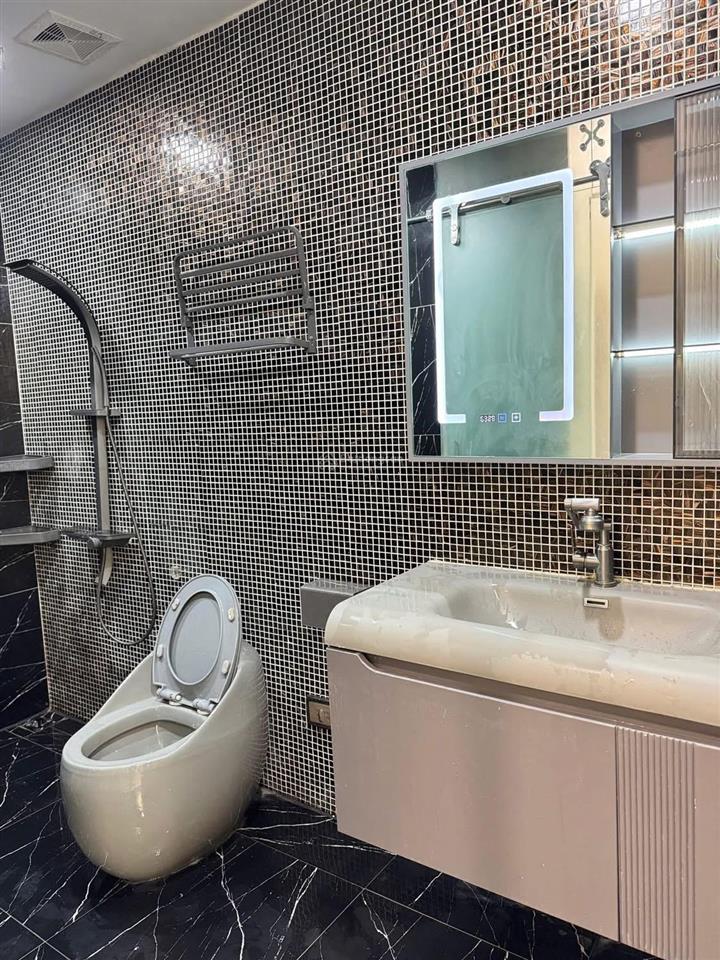 Bán chcc feliz homes, dt81m2,2pn, 2vs, 6,15tỷ, tầng trung hướng mát, fullsđcc