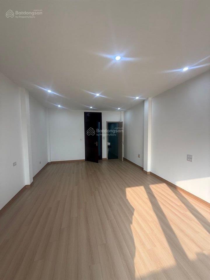Chỉ 6.3 tỷ có nhà 5 tầng mới 38 m2 gia lâm dân xây kiên cố full nội thất cách ngã tư trâu quỳ 500 m