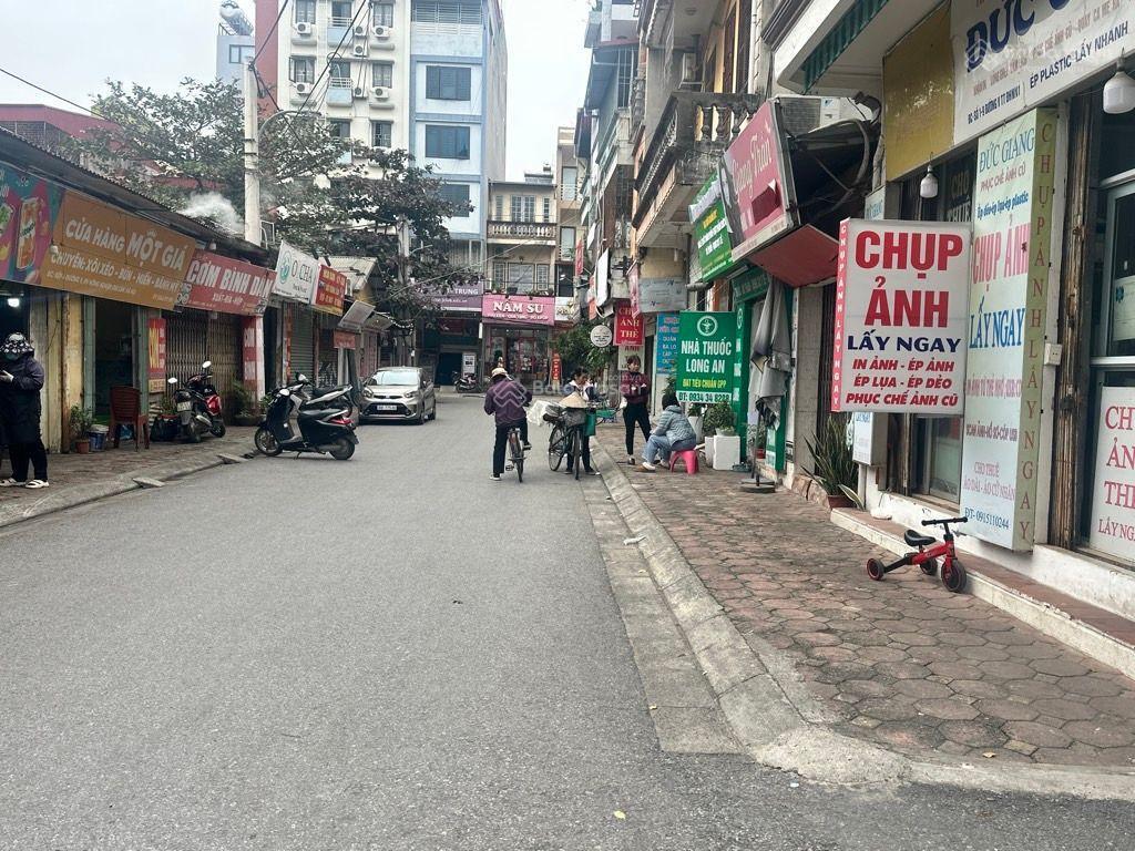 Trâu quỳ 62m2 mặt tiền 5m giá 7,5 tỷ ô tô tải vào nhà sát học viện nông nghiệp 1, gần vin 1