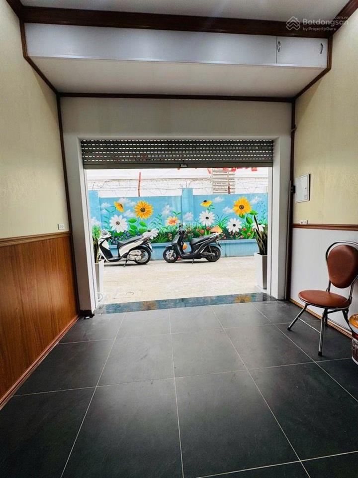 Khu vực thạch bàn còn 1 căn duy nhất 6.1 tỷ nhà 5 tầng ô tô tránh gần eon, cầu vĩnh tuy cấp 1,2,3