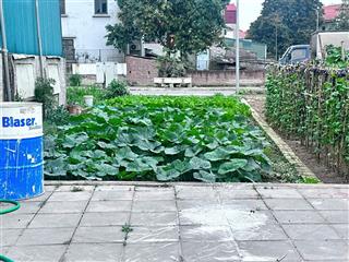 Chỉ 5.2 tỷ 95m2 đường trước, sau nhà 10m lô góc mặt phố như quỳnh sát khu công nghiệp tân quang,vin