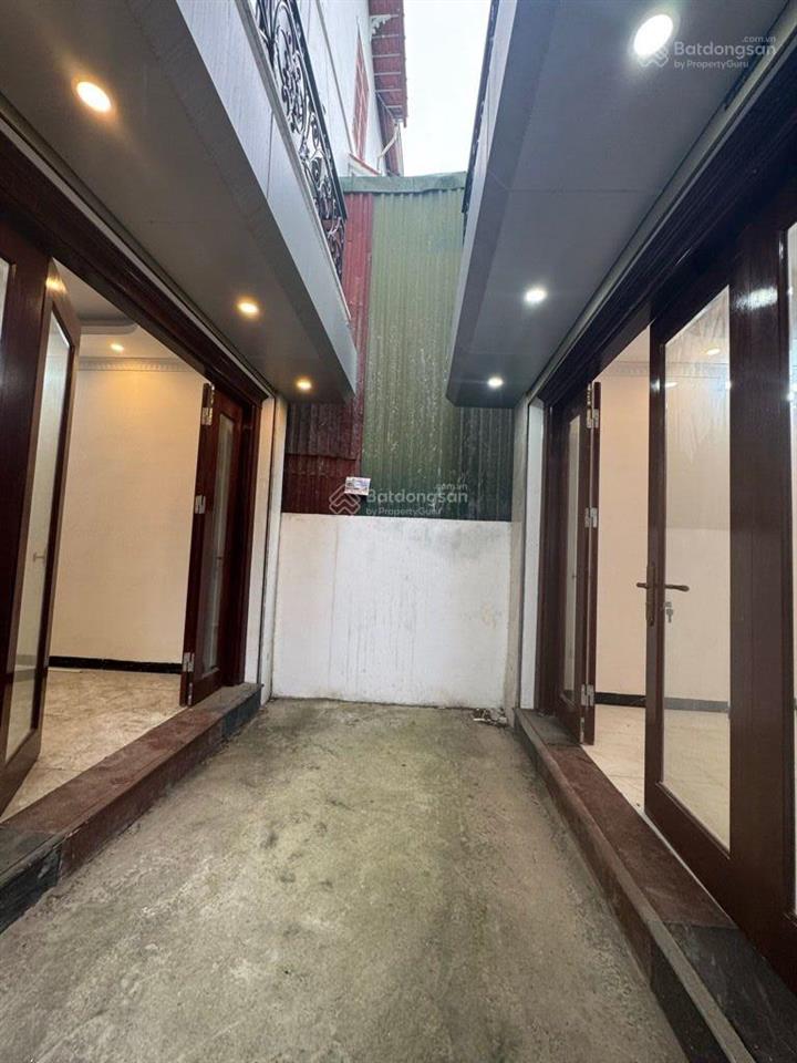 Chỉ 6 tỷ có thương lượng có căn 5 tầng mới coong diện tích 35m2 ra ô tô đỗ 5m gần eon cầu vĩnh tuy