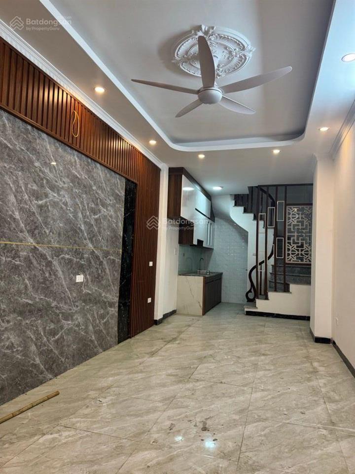 Chỉ 6 tỷ có thương lượng có căn 5 tầng mới coong diện tích 35m2 ra ô tô đỗ 5m gần eon cầu vĩnh tuy