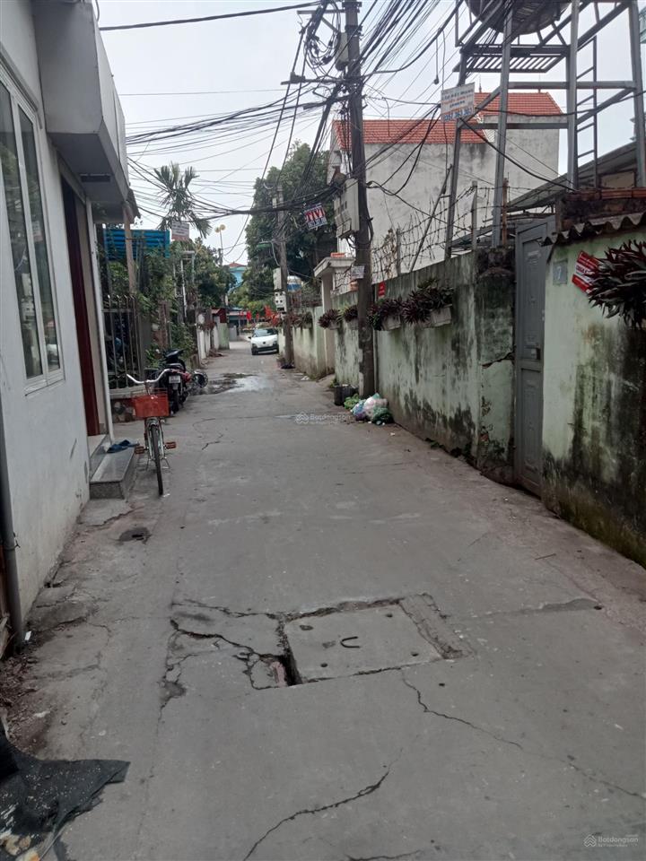 Khu vực thạch bàn có 1 lô duy nhất giá chỉ 5 tỷ 40m2 đường trước nhà ô tô tránh ib nhanh để sở hữu