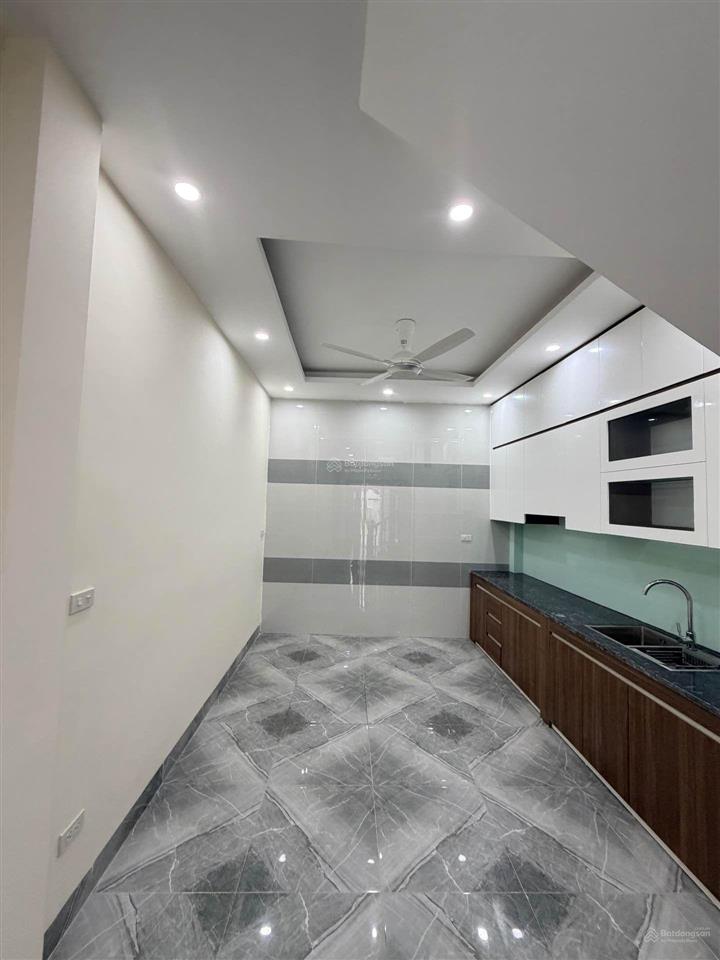 Lô góc 5 tầng 6 ngủ diện tích 38m2/sàn mới coong phù hợp cho gia đình nhiều thế hệ sinh sống sát eo