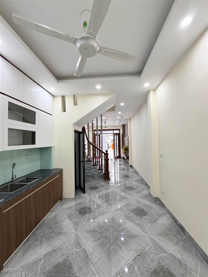 Lô góc 5 tầng 6 ngủ diện tích 38m2/sàn mới coong phù hợp cho gia đình nhiều thế hệ sinh sống sát eo