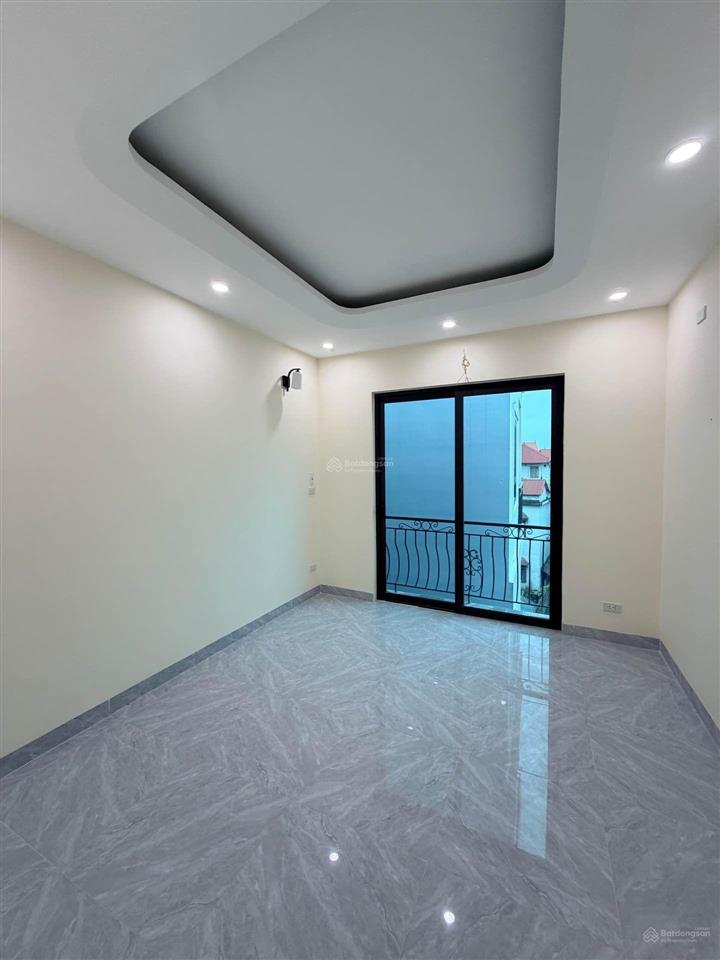 Lô góc 5 tầng 6 ngủ diện tích 38m2/sàn mới coong phù hợp cho gia đình nhiều thế hệ sinh sống sát eo