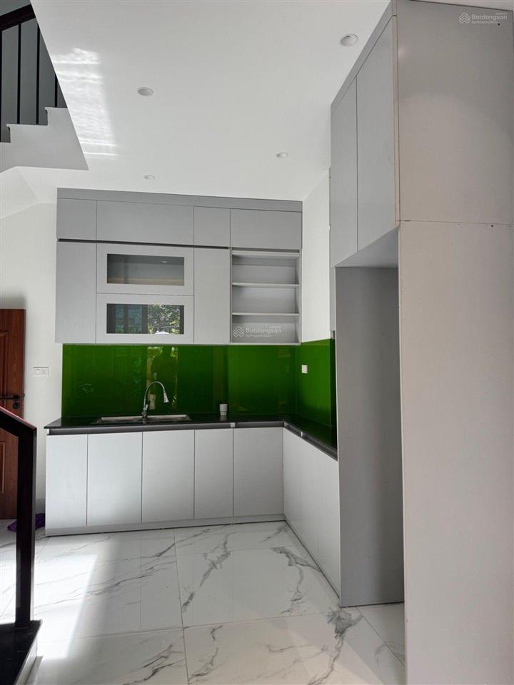 Chỉ 5.4 tỷ có tl sở hữu căn 5 tầng 34m2 mới coong ở sài đồng, khu vực sầm uất nhất long biên