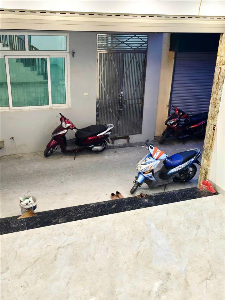Chỉ 6,5 tỷ có căn 5 tầng ngõ thông ô tô vào nhà 34m2 kinh doanh buôn bán được gần chợ trường học
