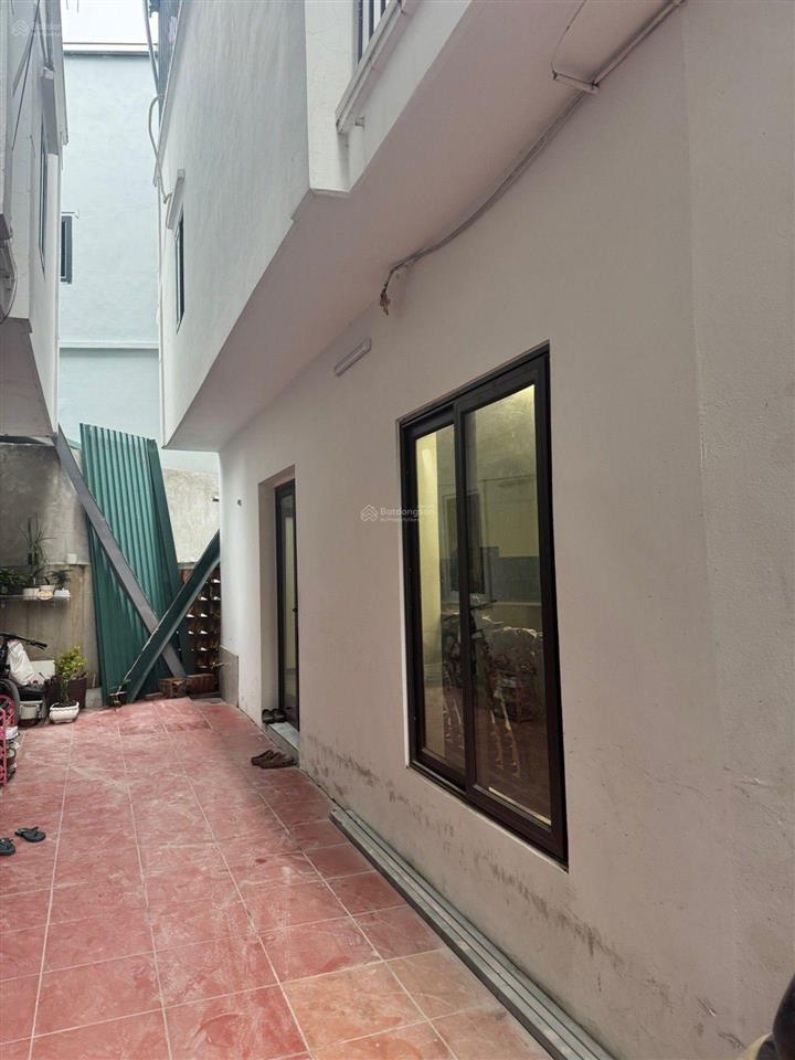 Nhỉnh 3 tỷ có t lượng sở hữu căn 4 tầng 3 ngủ diện tích 44m2 gần ô tô tránh chợ cầu thanh trì vin 1