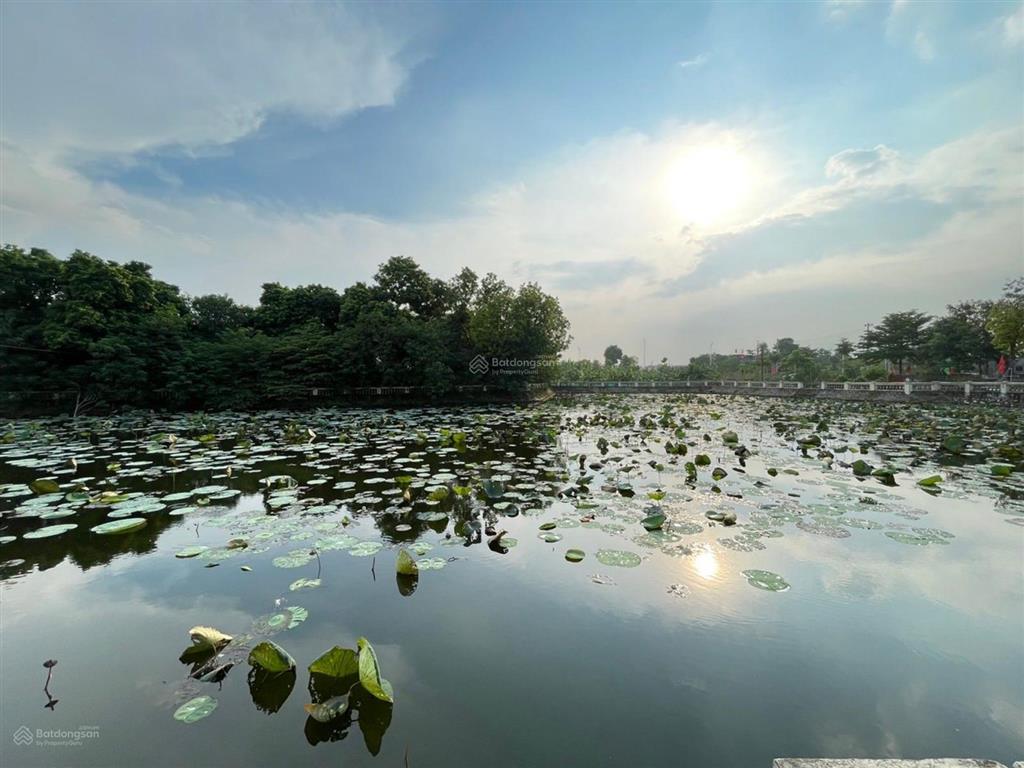 Chỉ 4.3 tỷ sở hữu lô đất 70m2 đường trước nhà 5m ngõ thông kinh doanh buôn bán được ko lỗi,ko qh