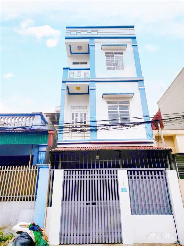 Hàng hiếm tại khu 204 chùa hà  định trung  vĩnh yên  vĩnh phúc e bán nhà 3 tầng mặt đường