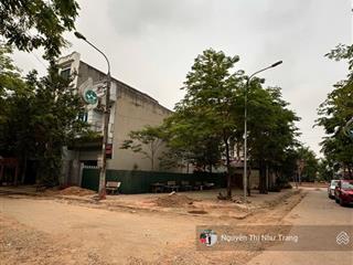 Siêu phẩm lô góc 2 mặt tiền trung tâm phường vĩnh yên , phú thọ
 e bán lô góc 2 mặt tiền diện tích