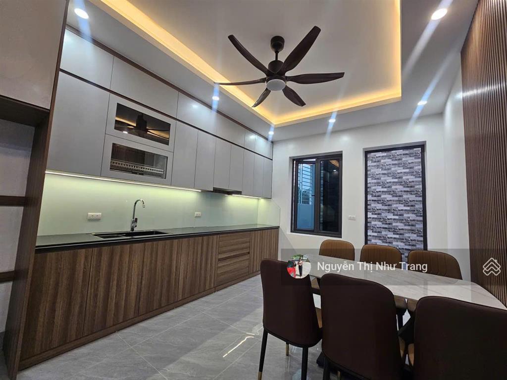 Nhà 3 tầng mới 100% lô góc liên bảo, vĩnh yên diện tích 127m mt 8m, lô góc 2 mặt tiền cự