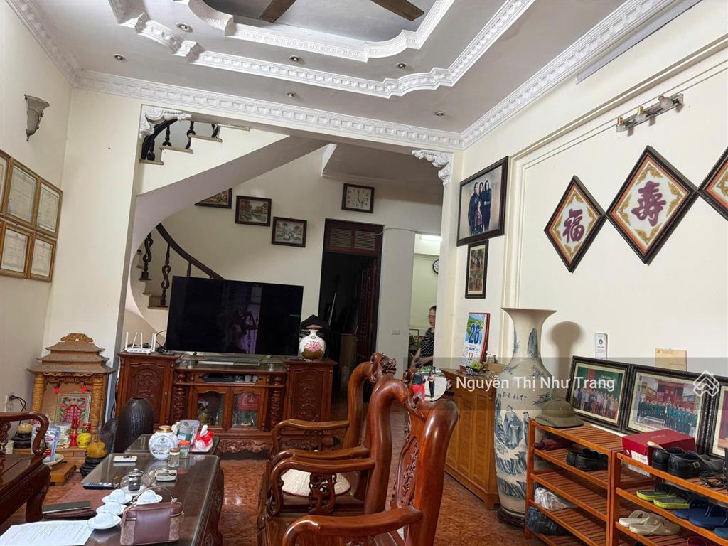 Tận hưởng cuộc sống tại trung tâm vĩnh yên, vĩnh phúc nhà đẹp 3 tầng 2 mặt tiền, tặng full nội th