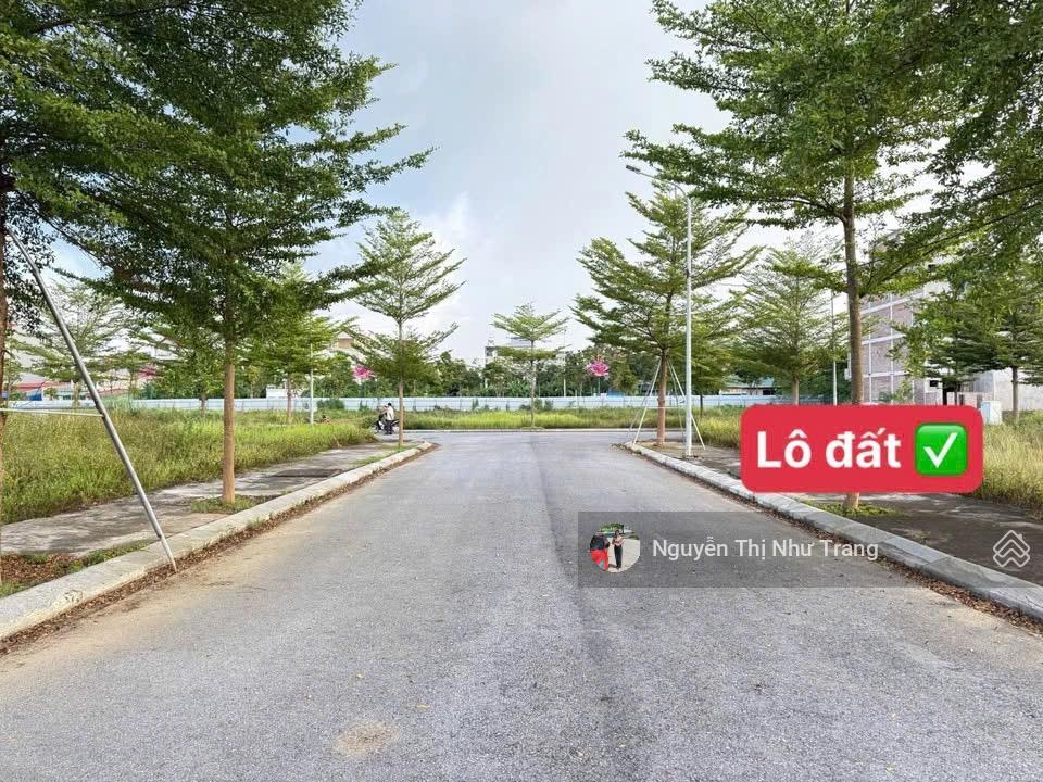 Lô đất trung tâm kdc tỉnh ủy, vĩnh yên, vĩnh phúc vị trí đẹp hiếm có dt 95m, mặt tiền 5m, nằm ngay
