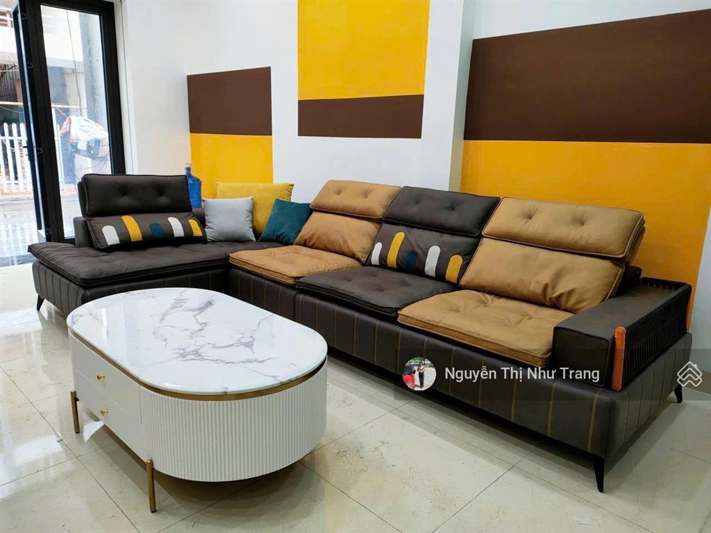 Nhà 3 tầng nguyễn tất thành, khai quang  vĩnh yên  vĩnh phúc 3,9** tỷ
 diện tích 83m mt 4,5m