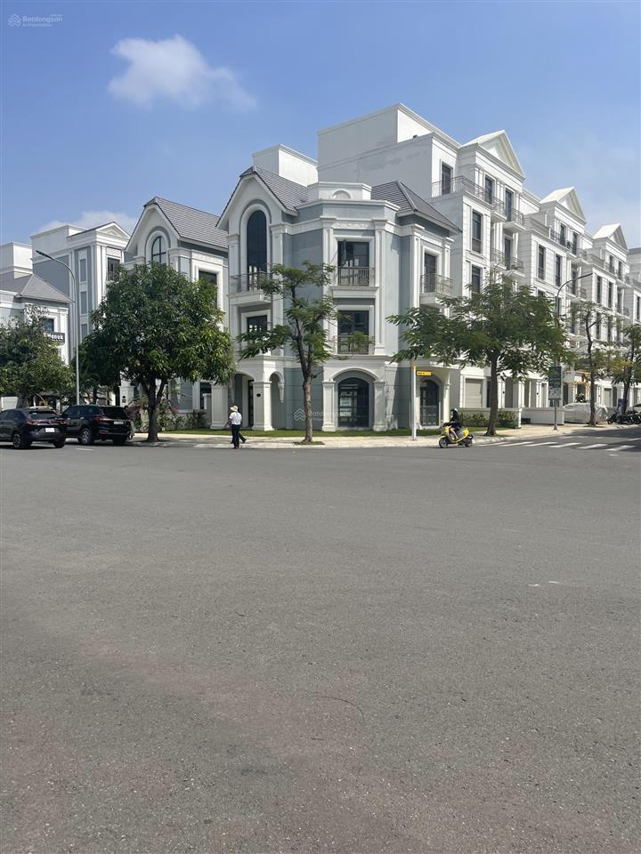 Duy nhất căn nhà phố vinhomes grand park, quận 9 / 84 m2 / 13,8 tỷ