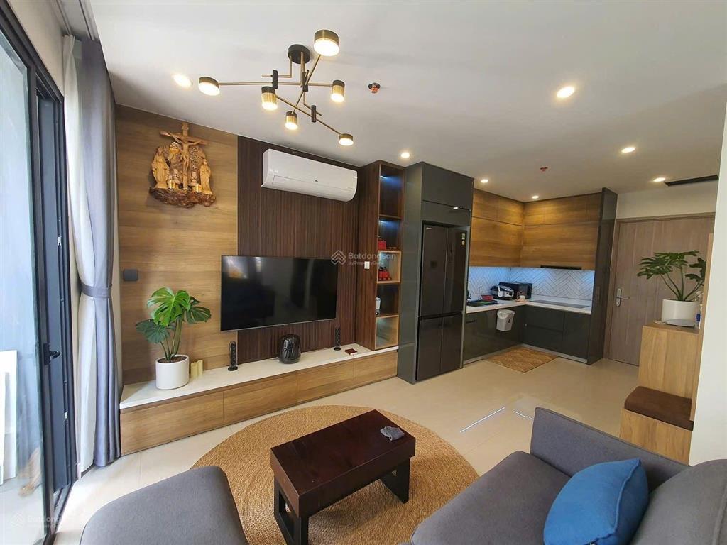 Bán nhanh trước tết 2pn + 1 (s6.03)  vinhomes quận 9  3,450 tỷ (sẵn sổ)