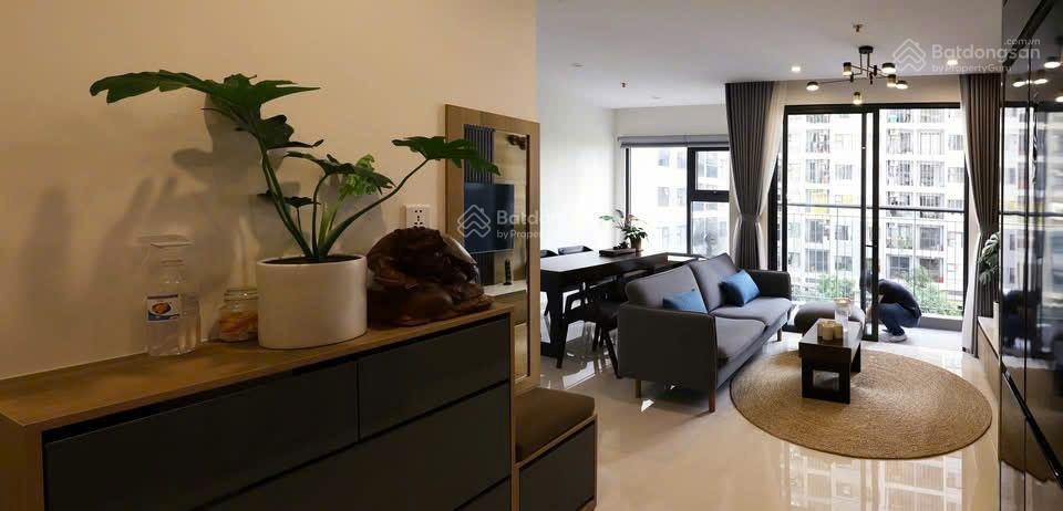 Bán nhanh trước tết 2pn + 1 (s6.03)  vinhomes quận 9  3,450 tỷ (sẵn sổ)