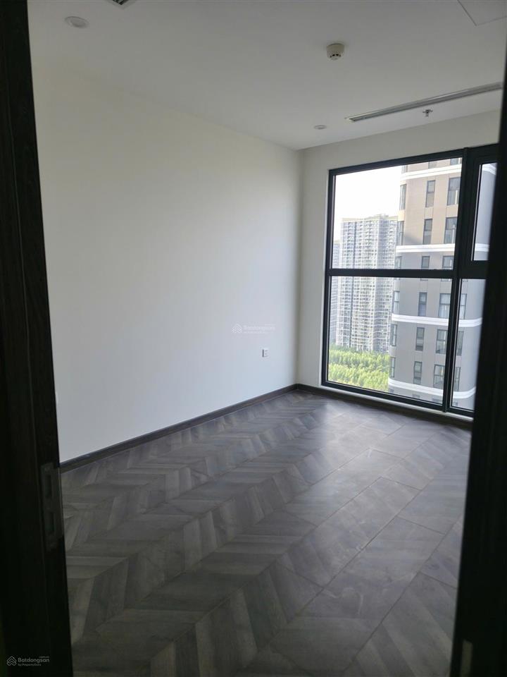 Bán căn hộ 1pn + 1 diện tích 54,4 m2  the beverly giá 3,2 tỷ mua trực tiếp cđt vinhomes