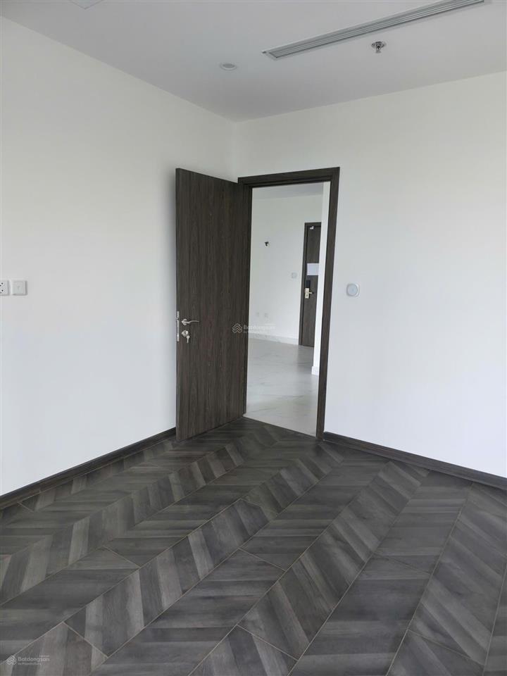 Bán căn hộ 1pn + 1 diện tích 54,4 m2  the beverly giá 3,2 tỷ mua trực tiếp cđt vinhomes