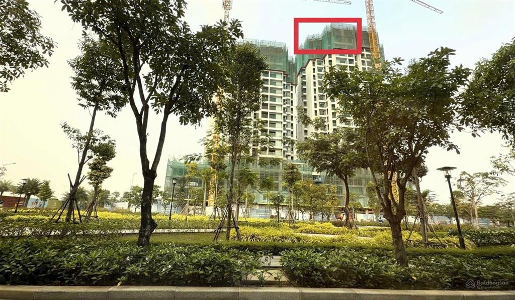 Chủ nhà cần bán gấp căn 3pn 2wc diện 113.5 m2 view landmark, cắt lỗ 800 triệu  0918 292 ***
