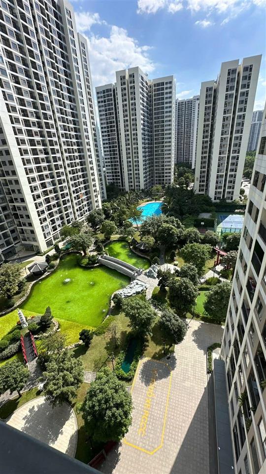 Bán căn 2pn 2wc. giá 2,850 tỷ hướng đông nam. view vườn tùng nhật hồ cá koi và hồ bơi mát mẻ