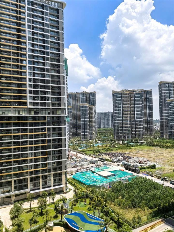 Duy nhất căn 4 phòng ngủ diện tích 160m2 giá 10.8 tỷ căn view hồ bơi, công viên 36 hecta